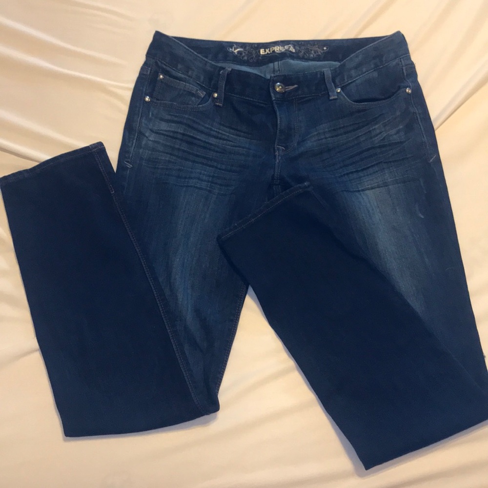 Express women’s dark wash skinny jeans - 6R
